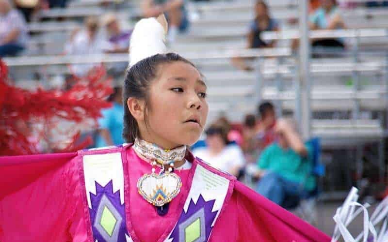 43 Vibrant Photos from the Meswaki Pow Wow