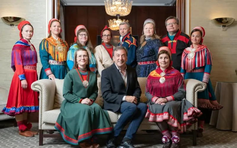 Disney Signed Contract With Indigenous Leaders For Frozen 2