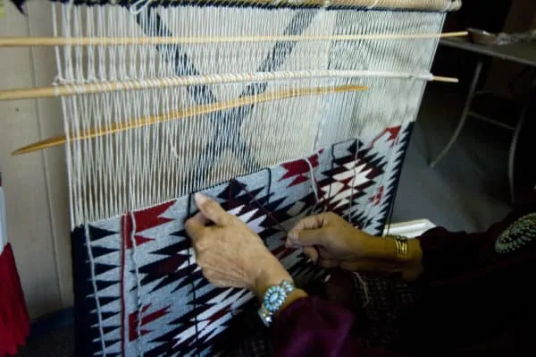 Navajo Rugs – Learn The History, Care and Value