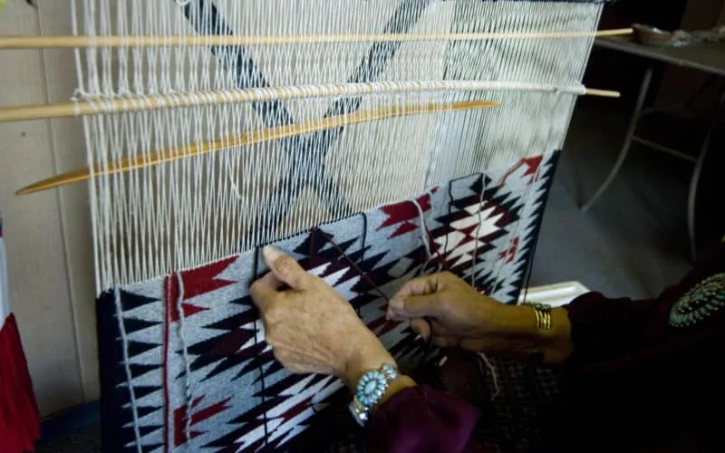 Navajo Rugs – Learn The History, Care and Value