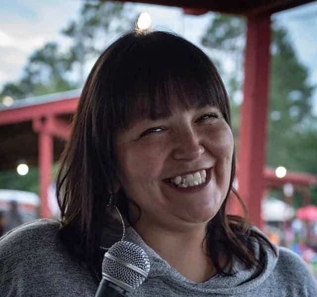 Deanna Standing Cloud – Female Pow Wow MC – Pow Wow Life Podcast Episode 33