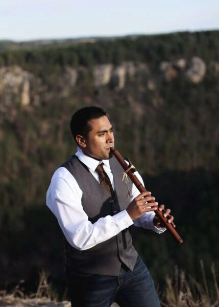 Darren Thompson: Ojibwe Flute player selected as Crazy Horse Memorial Foundation Artist in Residence