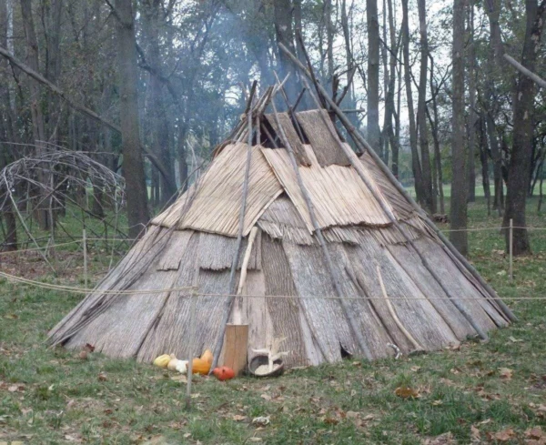 NATIVE AMERICAN HOME ETIQUETTE – Native American Pow Wows