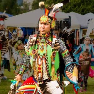 13 Superb Shots from the Squamish Nation Youth Powwow