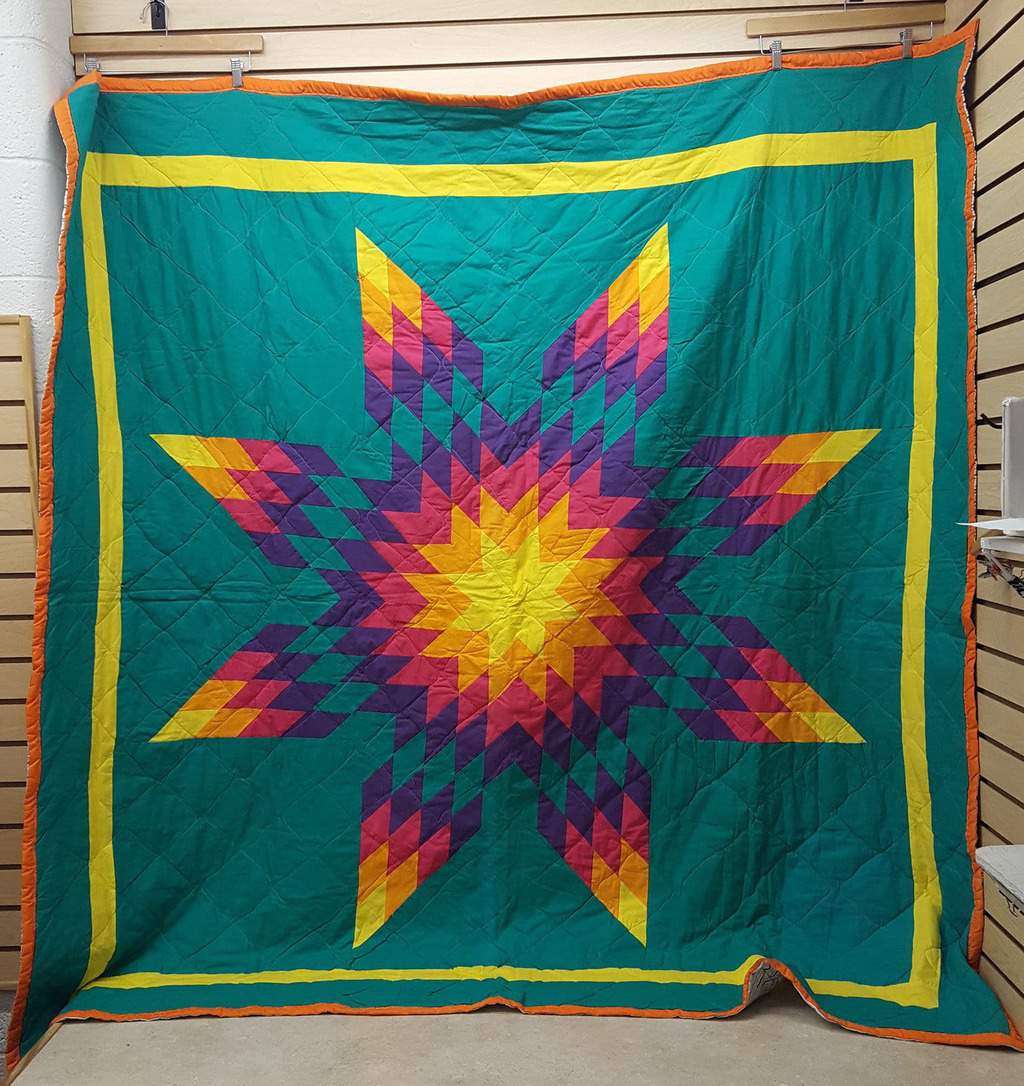 BEAUTIFUL GREAT CONDITION NATIVE AMERICAN INDIAN STAR QUILT BLANKET - eBay Find of the week - PowWows.com
