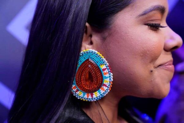 Brooke Simpson Sings a Song for Her Native American Fans And Makes Top 10