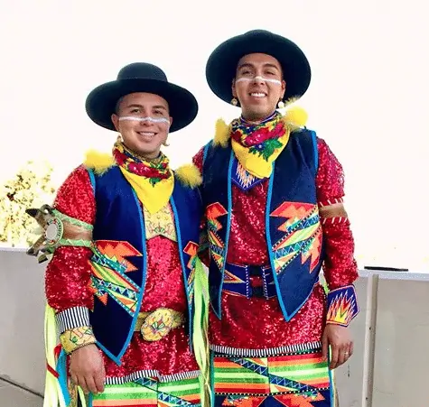 Two Spirit Couple Dazzles Powwow Audiences! Two Spirit Couple Dazzles Powwow Audiences!