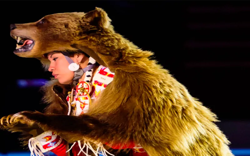 Laura Grizzlypaws – Bear Dancer Tells Why The World Needs To Learn Lesson From The Bear People – Pow Wow Life