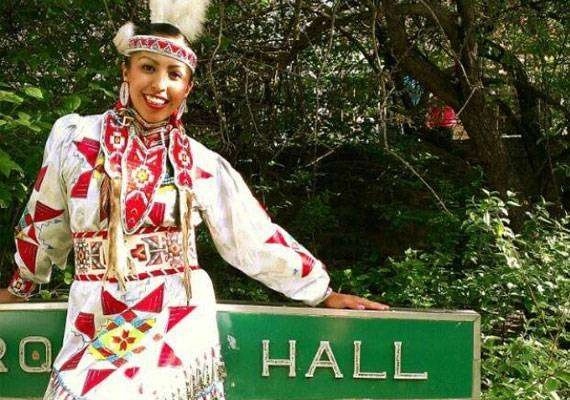 Hall-larious – Native Comedian Tonia Jo Hall